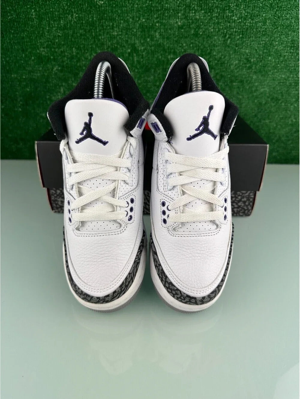 Size 5Y - Jordan 3 Retro Mid Dark Iris (GS)